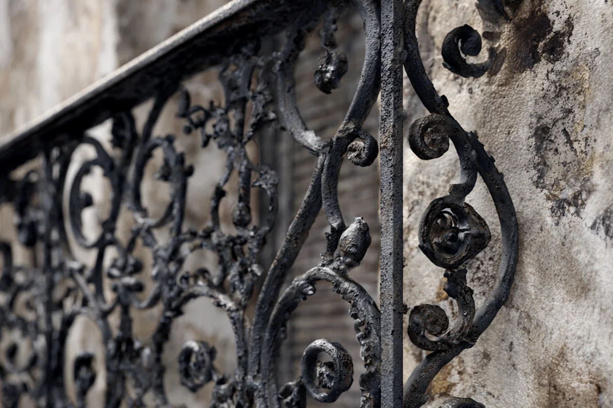 5. Lighting the Way: Warmth and Ambiance