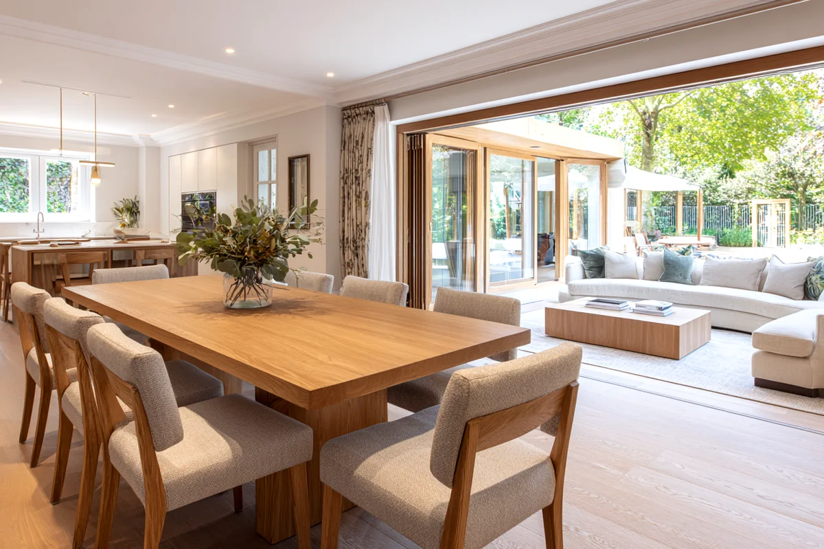 10. Seamless Transition from Living to Dining: Cohesive Design Elements